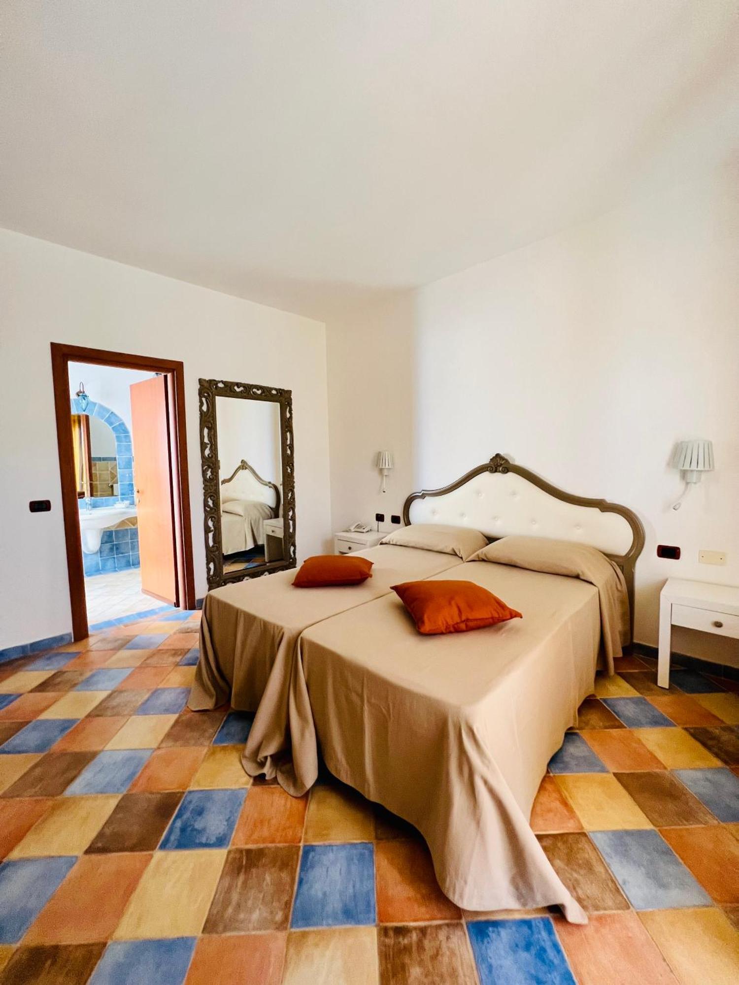 Cupola Bianca Resort Lampedusa Exterior photo